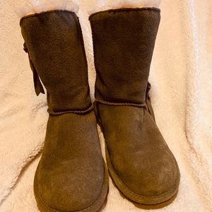 Bear paw boots